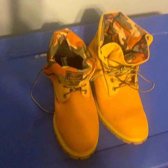 Timberland boots | Shoes | Timberlan Boots Worn Time Size 12  display picture 3